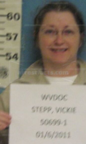 Vicki L Stepp
