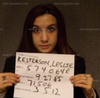 Leslie E Kesterson