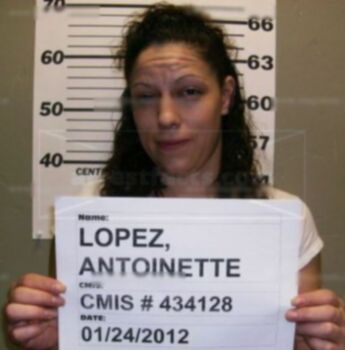 Antoinette Lopez